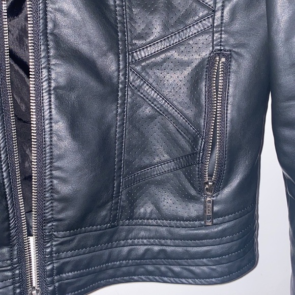 Locks & Love Black Leather Jacket - Picture 8 of 14